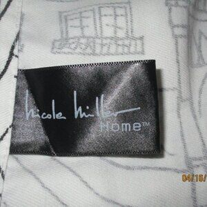 Shower Curtain/lined French/Paris City theme